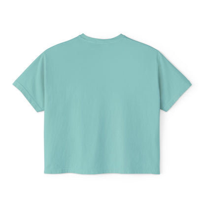 Boxy Tee — "Criando con fe, no con miedo" Floral Spanish Faith Tee