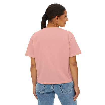 Boxy Tee — "Criando con fe, no con miedo" Floral Spanish Faith Tee