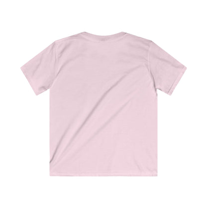 Kids T-Shirt — "Creciendo bajo Su cobertura" Spanish Christian Children’s Faith Tee