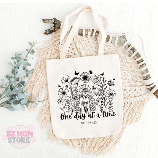 Canva Tote bag Spanish